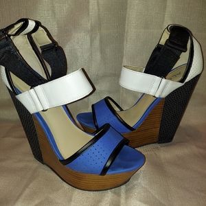 Color block wedge heel
